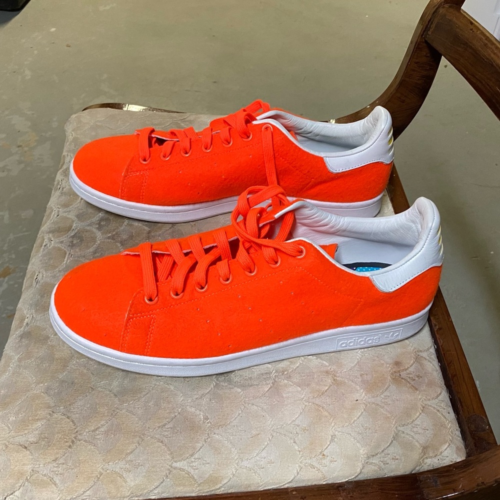 ‘Solar Orange’ Stan Smith Adidas